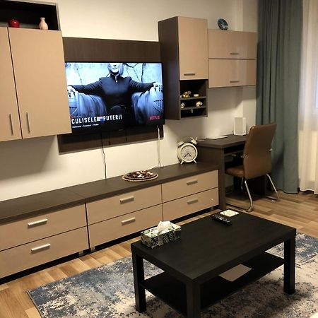 Adrian Home Mega Ploieşti Eksteriør bilde